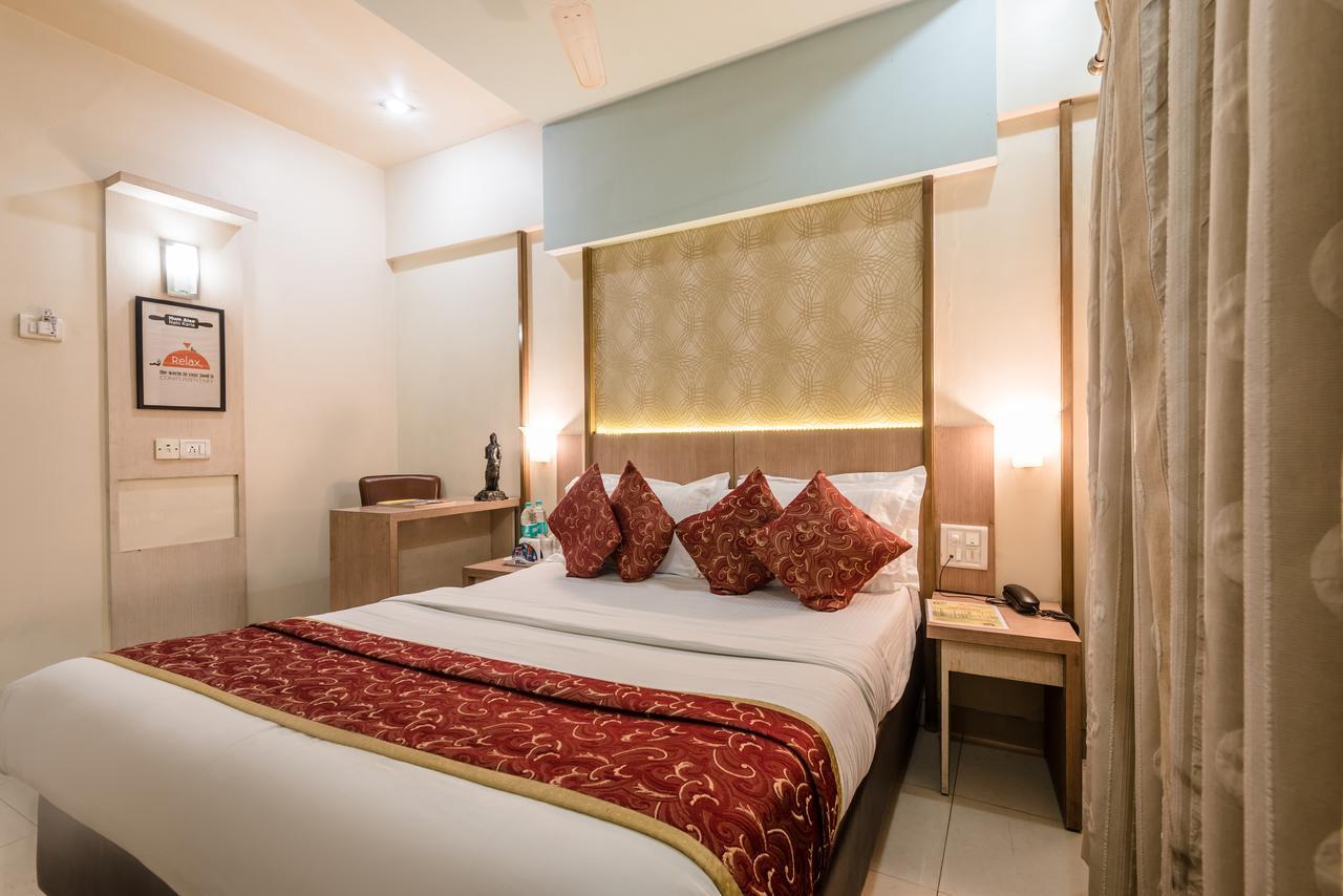 Hotel Panchratna Panvel Exterior foto