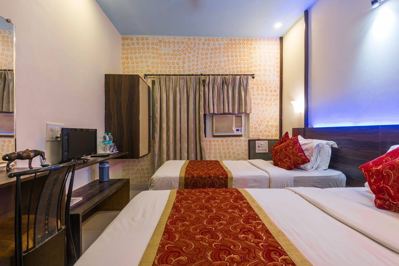 Hotel Panchratna Panvel Exterior foto