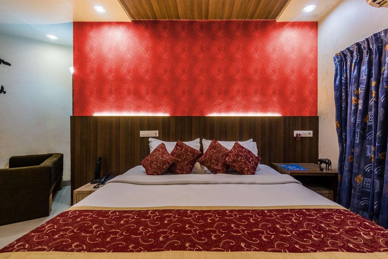 Hotel Panchratna Panvel Exterior foto
